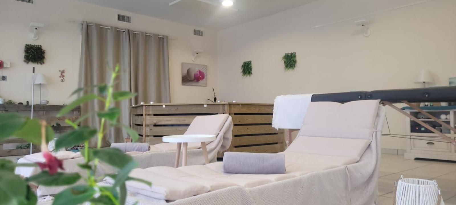 Cette-Eygun Chateau D'Arance Hotel Restaurant Espace Bien-Etre מראה חיצוני תמונה